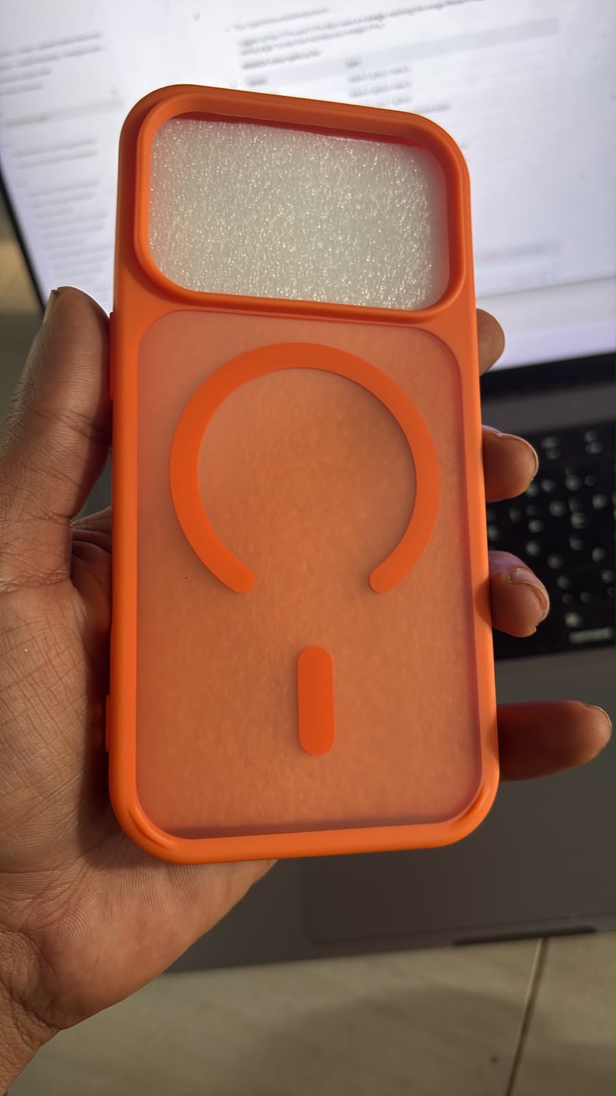 Frosted MagSafe Case – real photo, orange