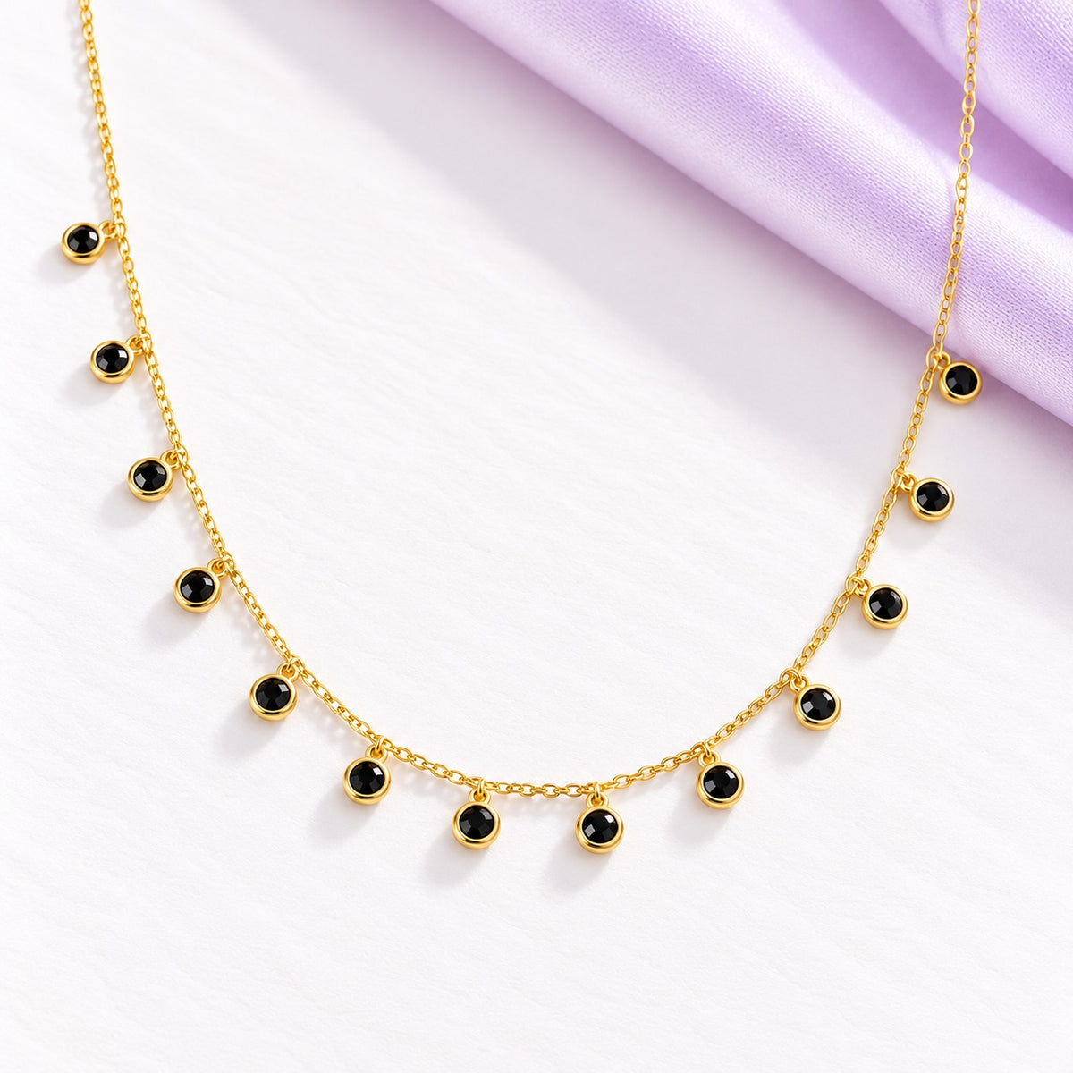 Midnight Drops Necklace – product photo