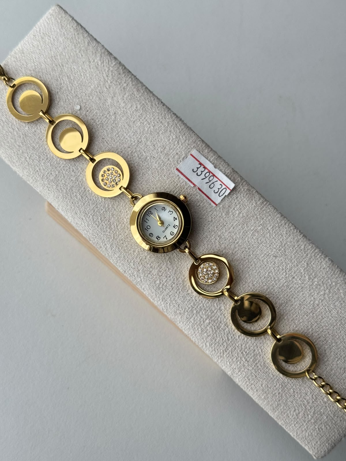 Crescent Circle Link Watch, real photo