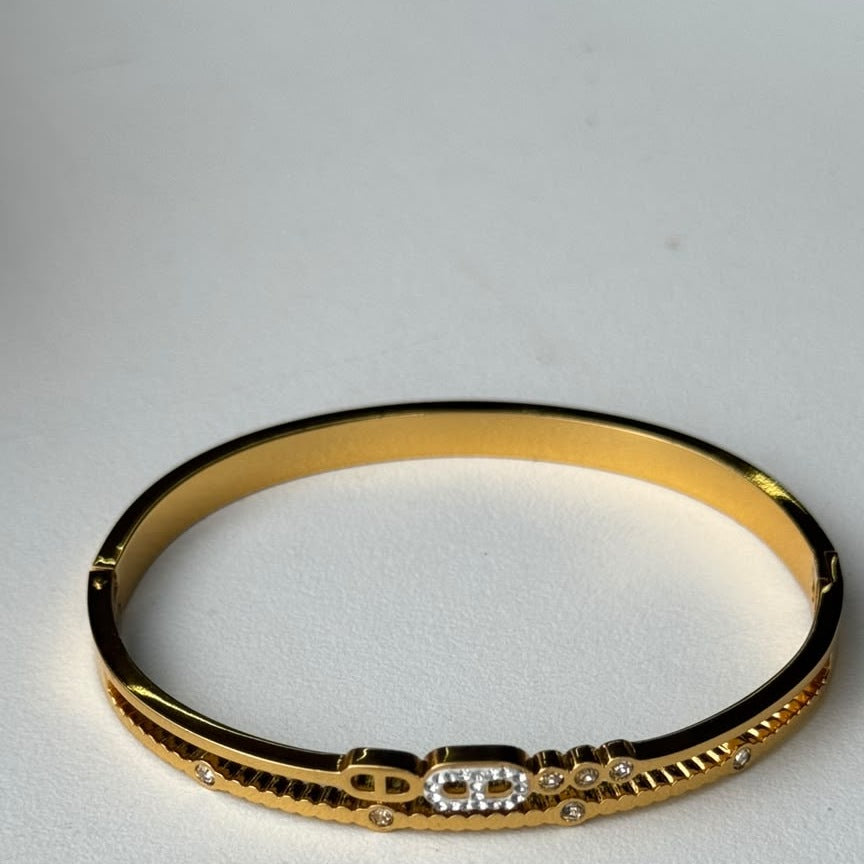 Crystal Link Ribbed Bangle, real photo