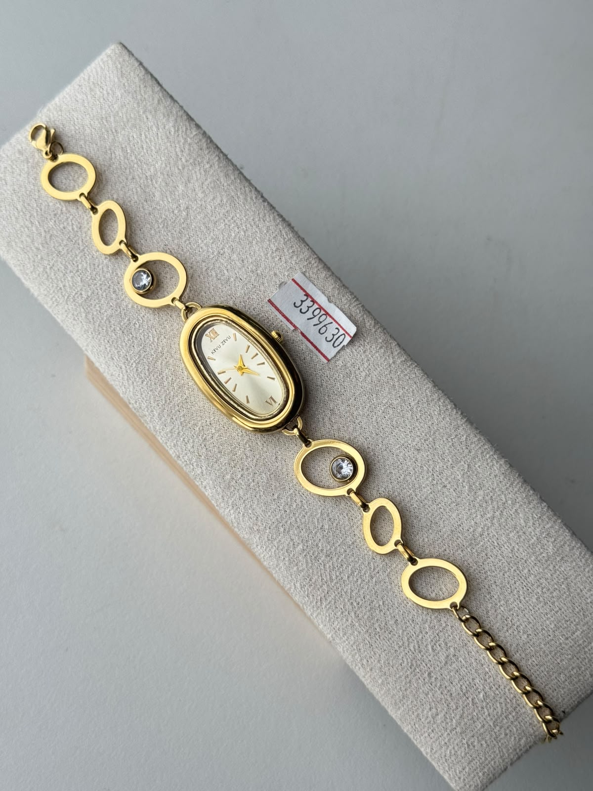 Oval Ring Link Watch, real photo