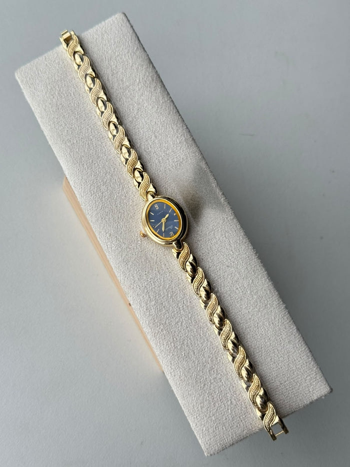 Oval Wave Link Watch