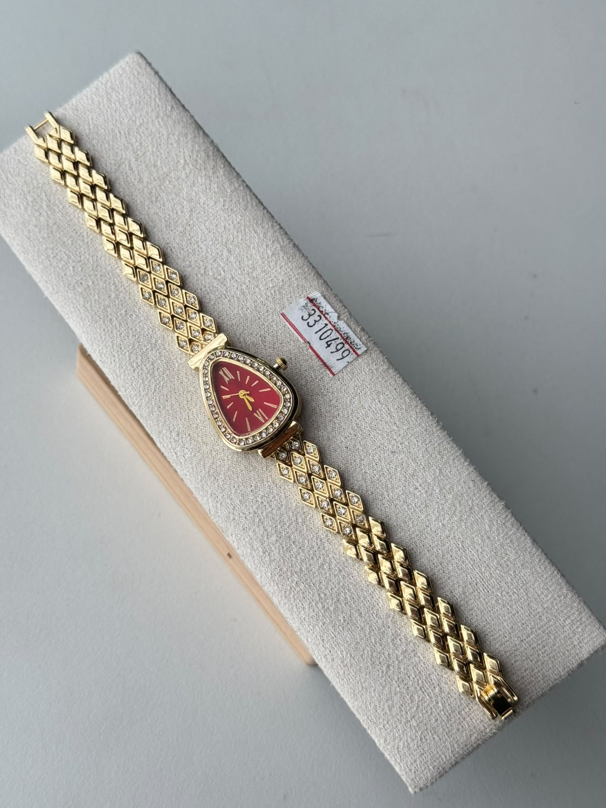Triangle Stone Watch, real photo 2