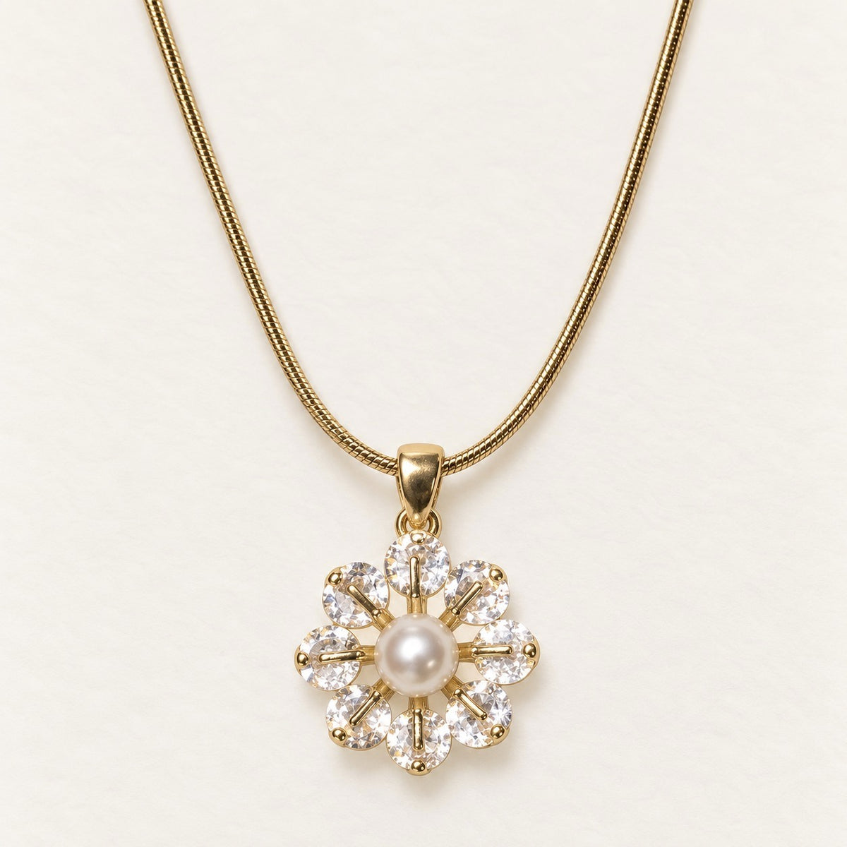 Pearl Bloom Necklace – product photo